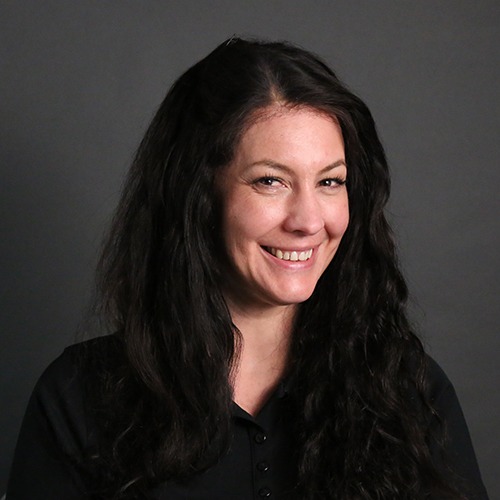 Katie Raven headshot.